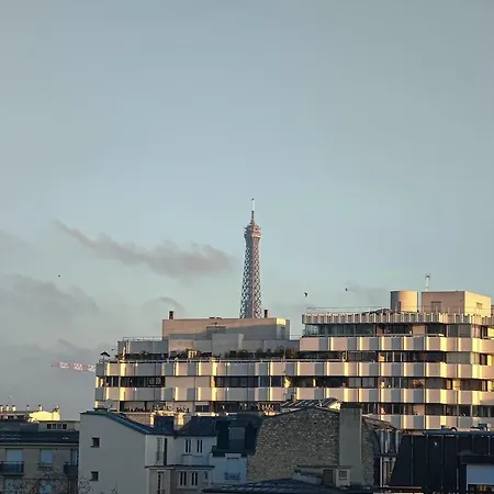 Beautiful And Bright Appt With Eiffel Tower View פריז