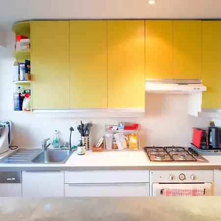 Beautiful And Bright Appt With Eiffel Tower View *